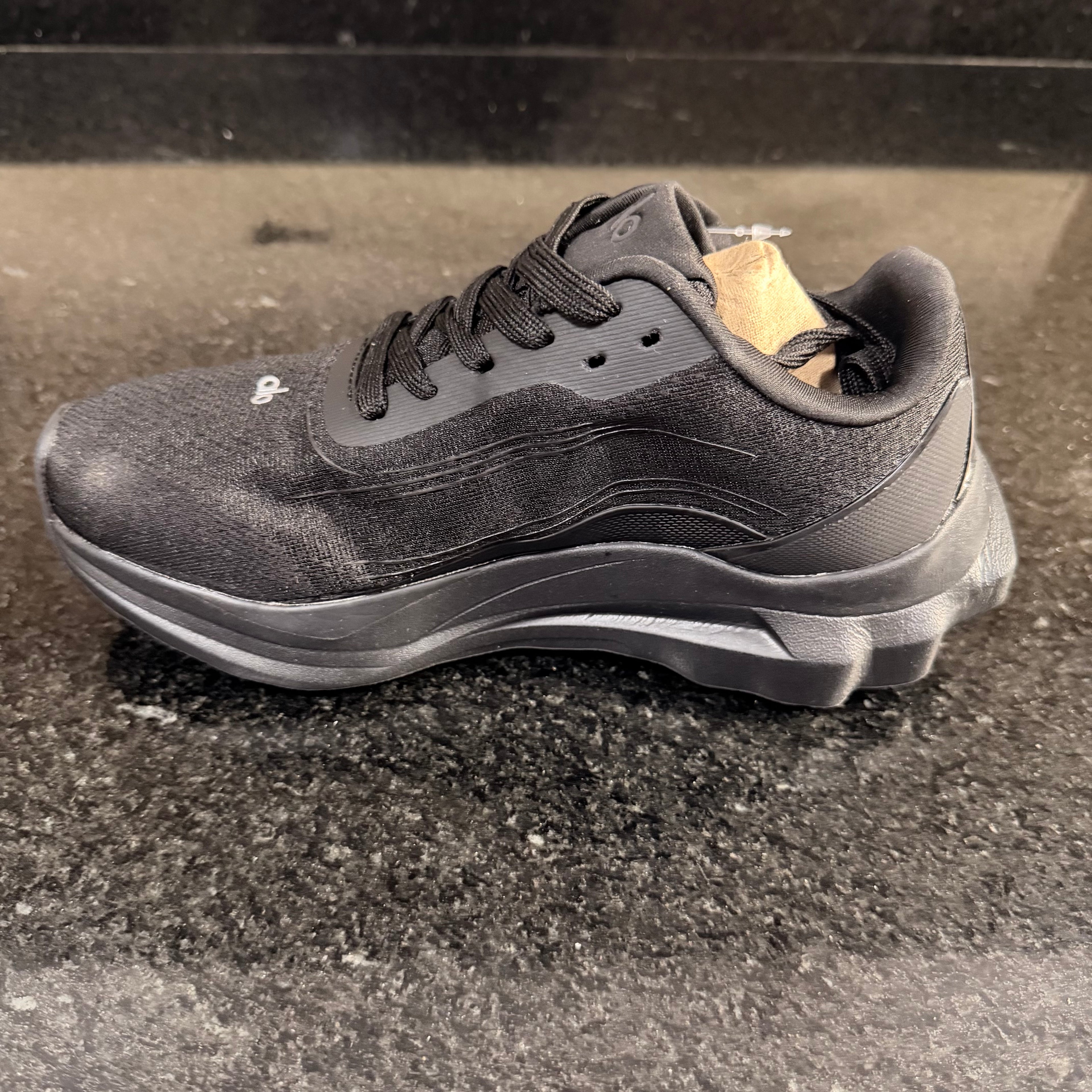 ALO Runner Black