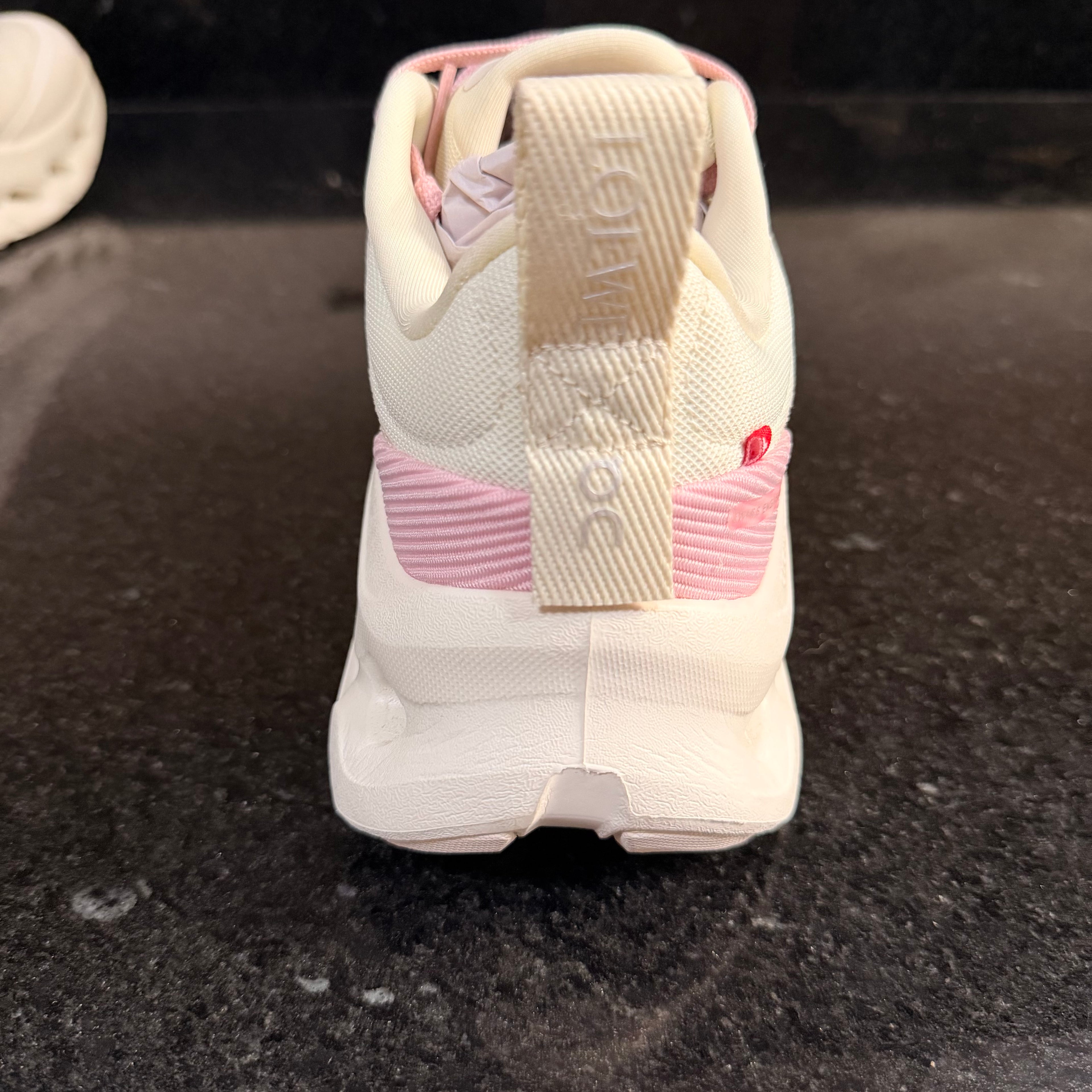 OnCloud Tilt Beige Pink