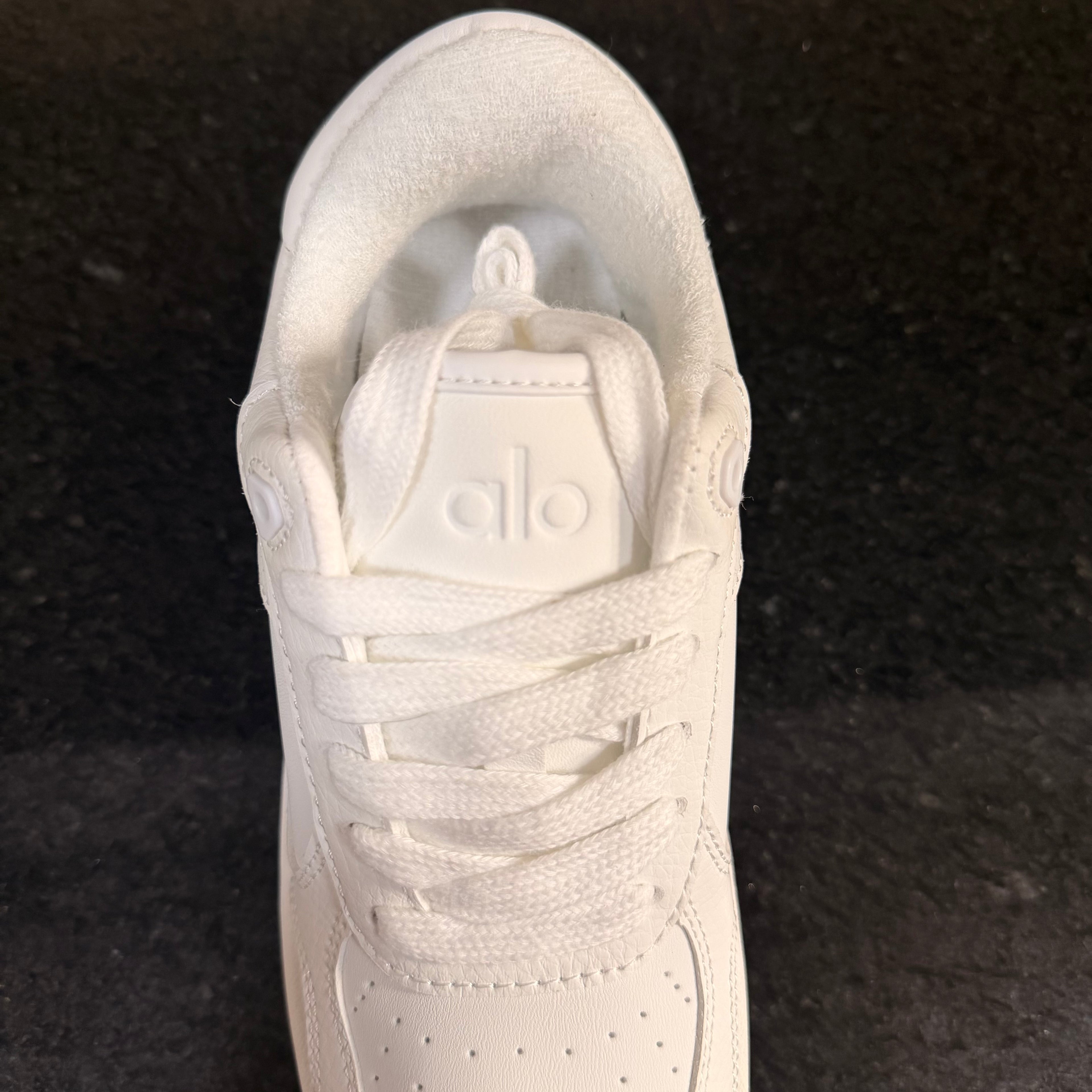 ALO Recovery All White