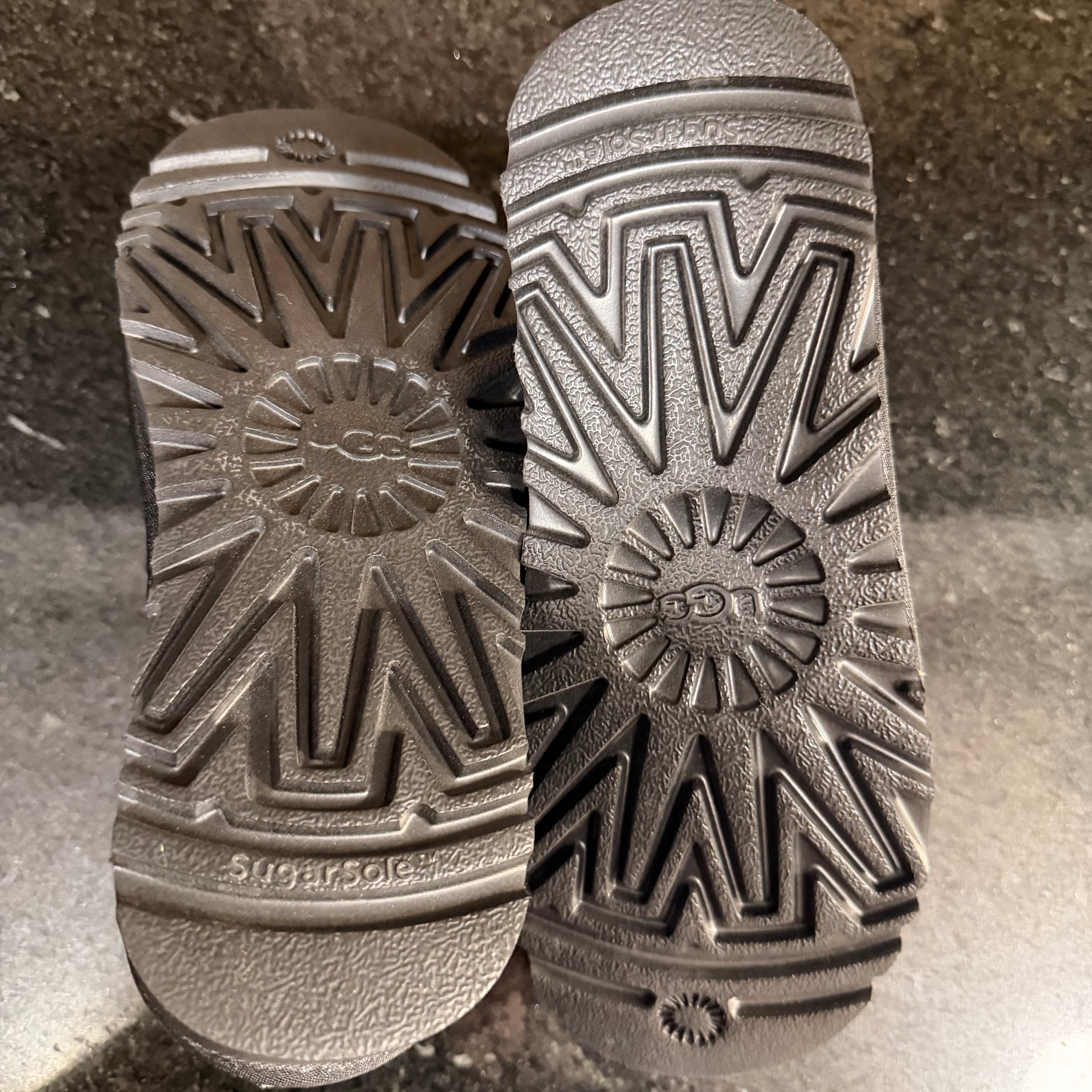 UGG Tasman Black