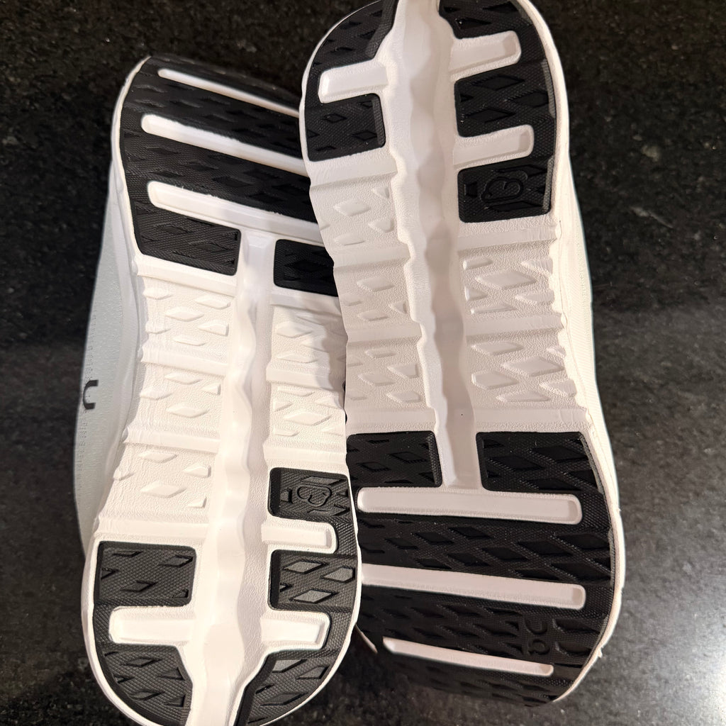 OnCloud Tilt Ivory