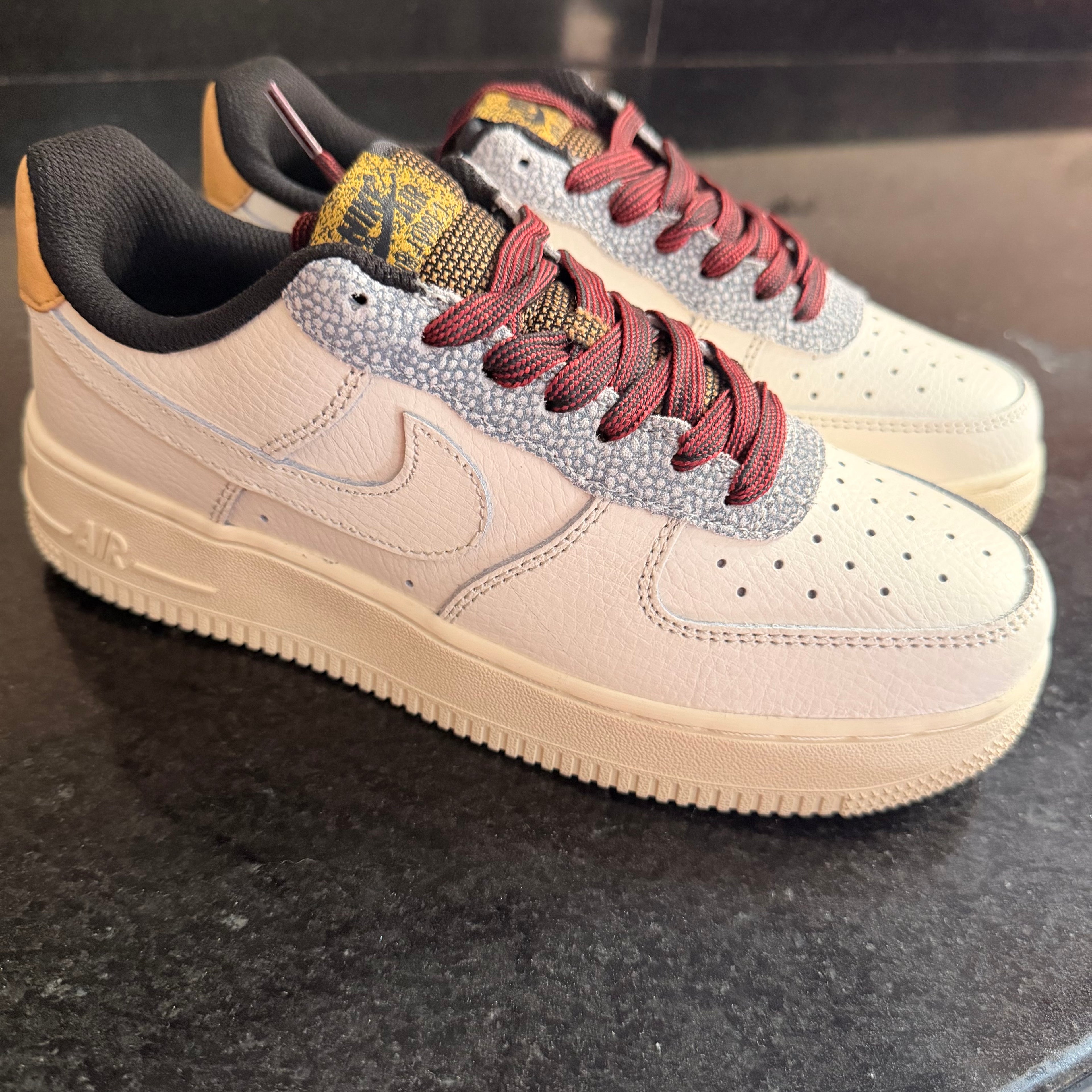 AF1 Fossil Beige