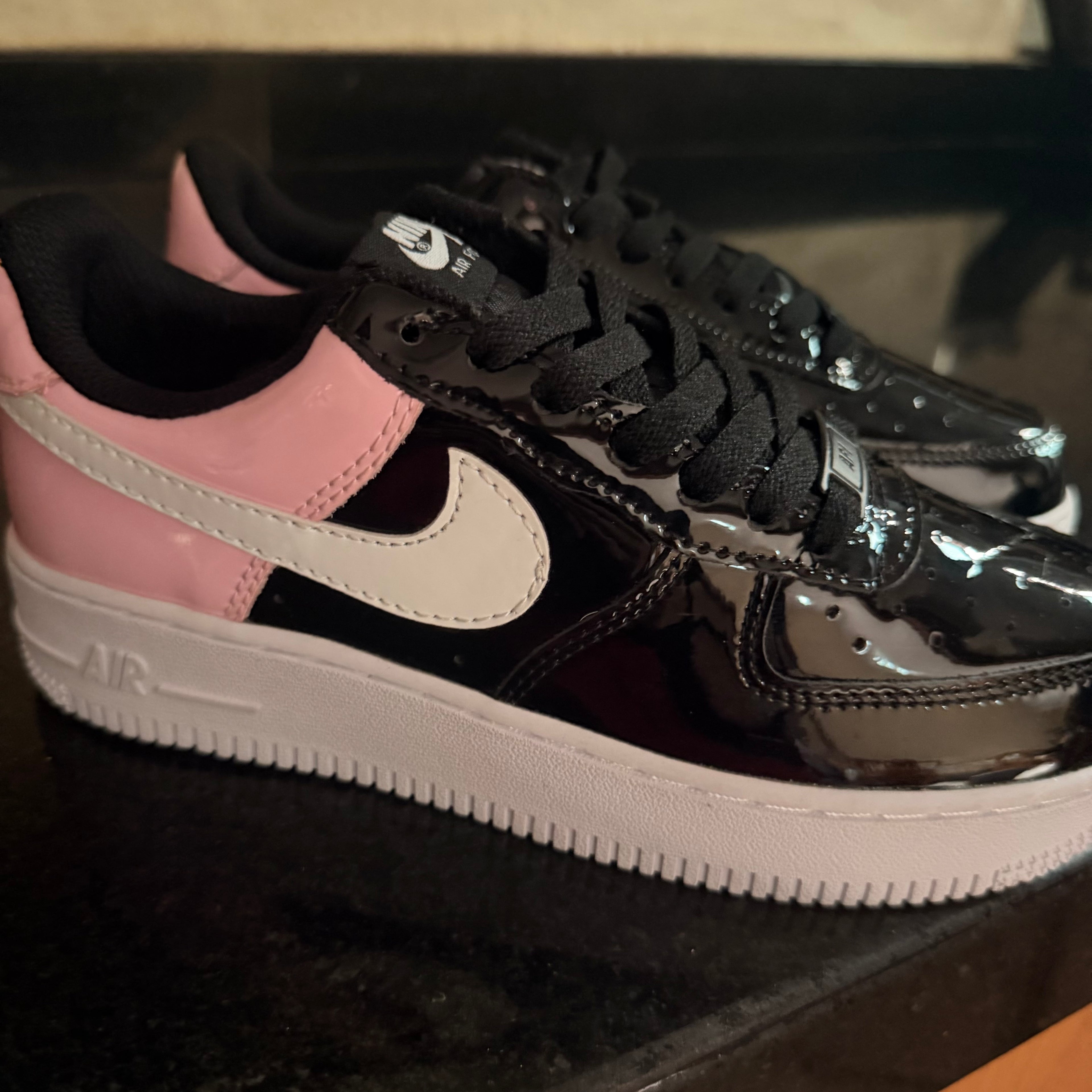 AF1 Charol Pink