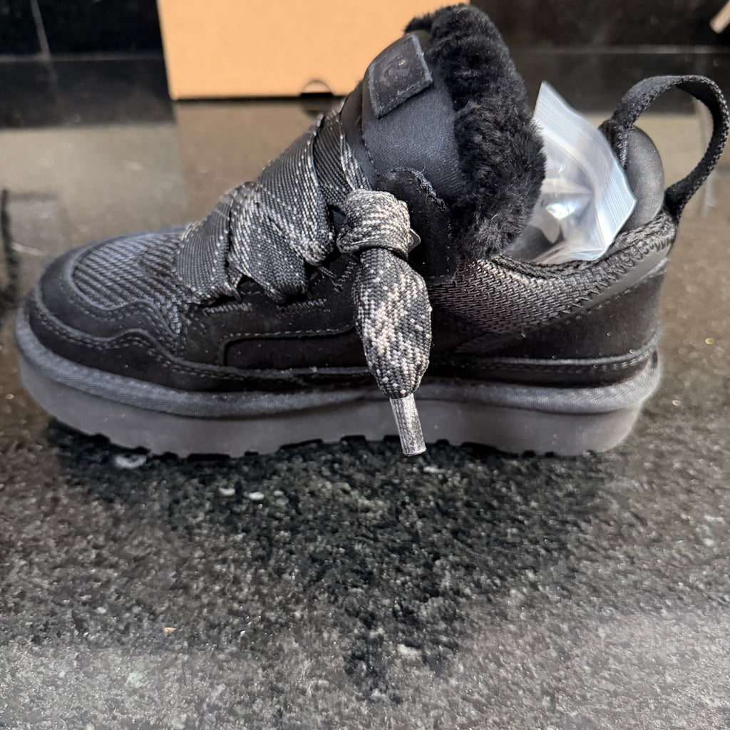 UGG Lowmel Black