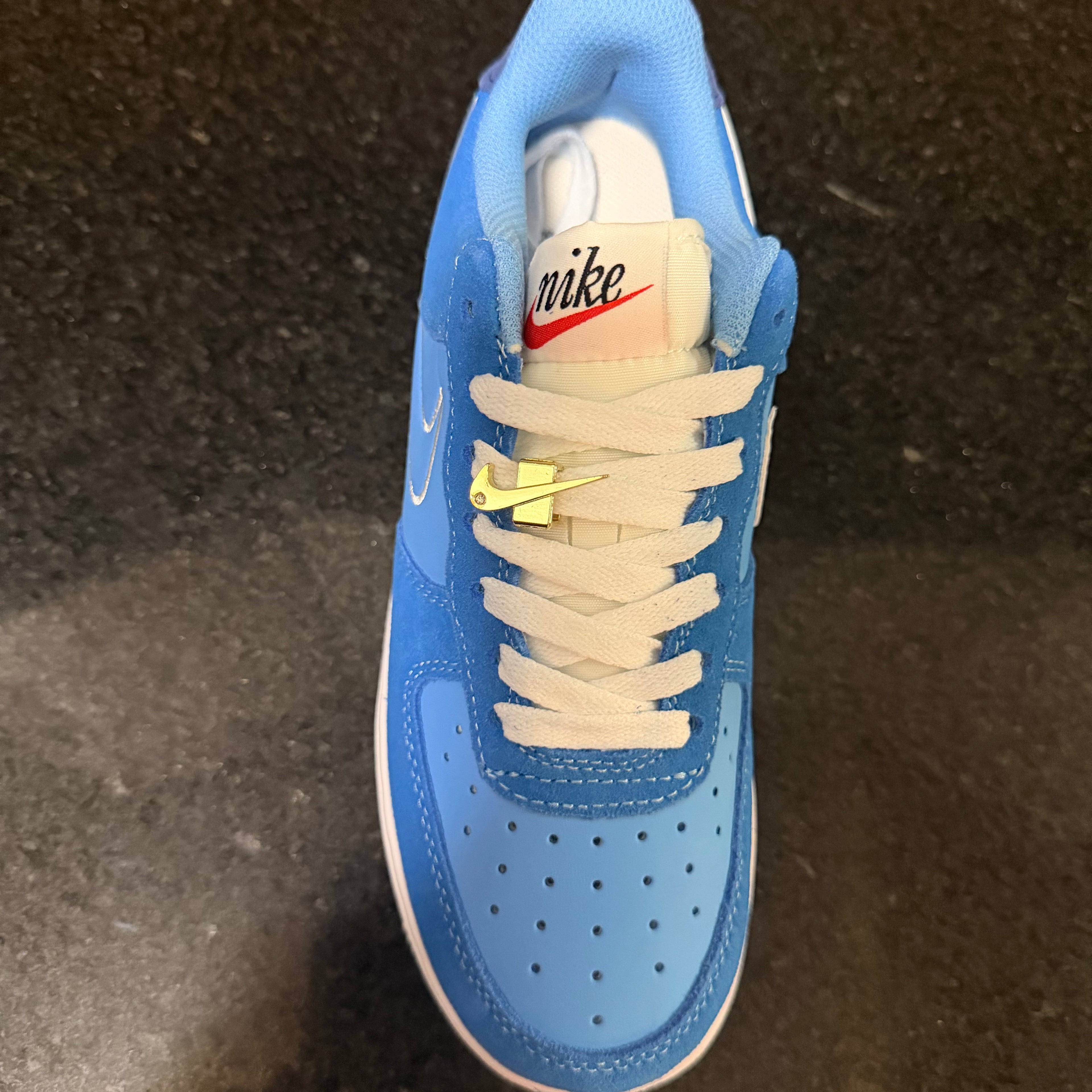 AF1 First Use Blue