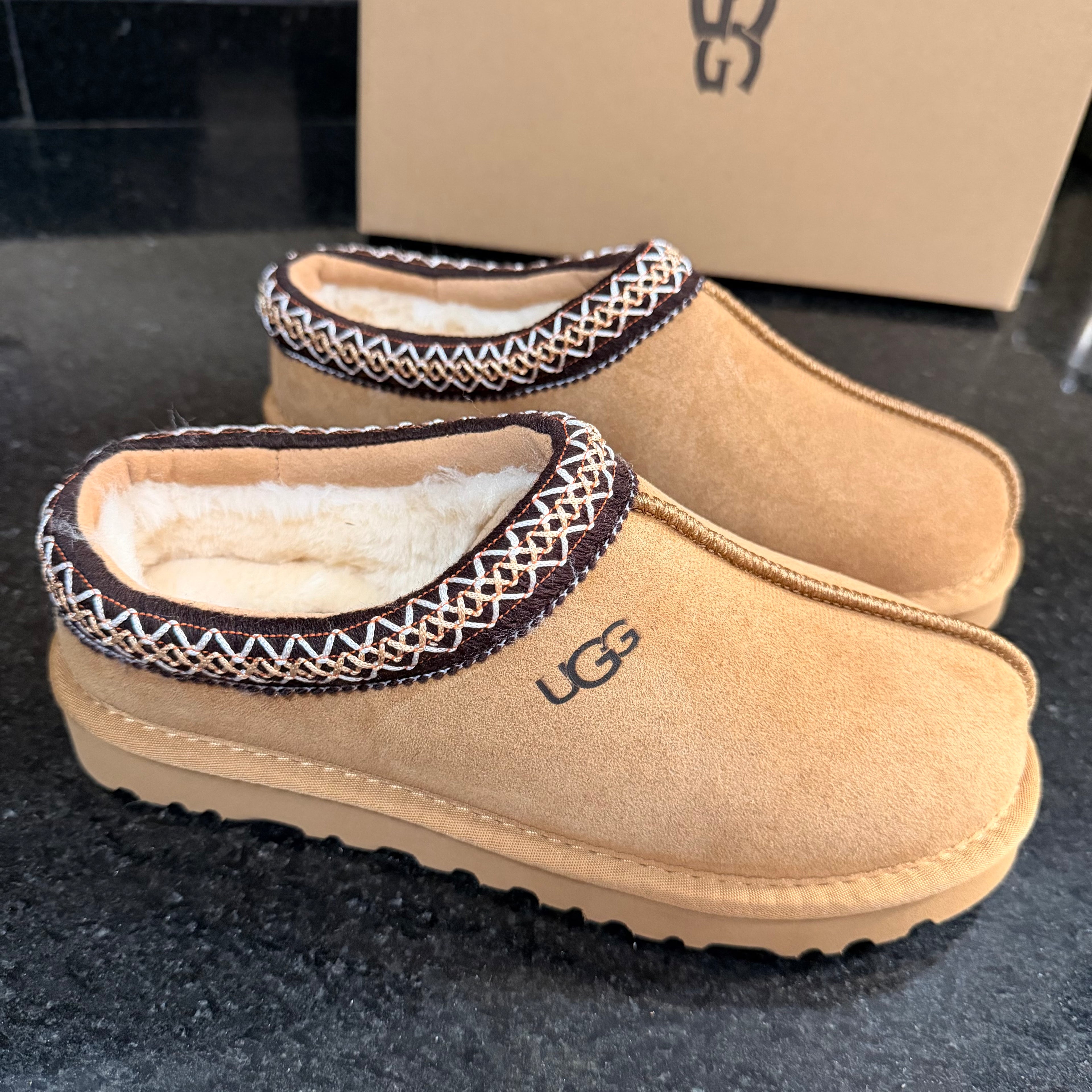 UGG Tasman Camell