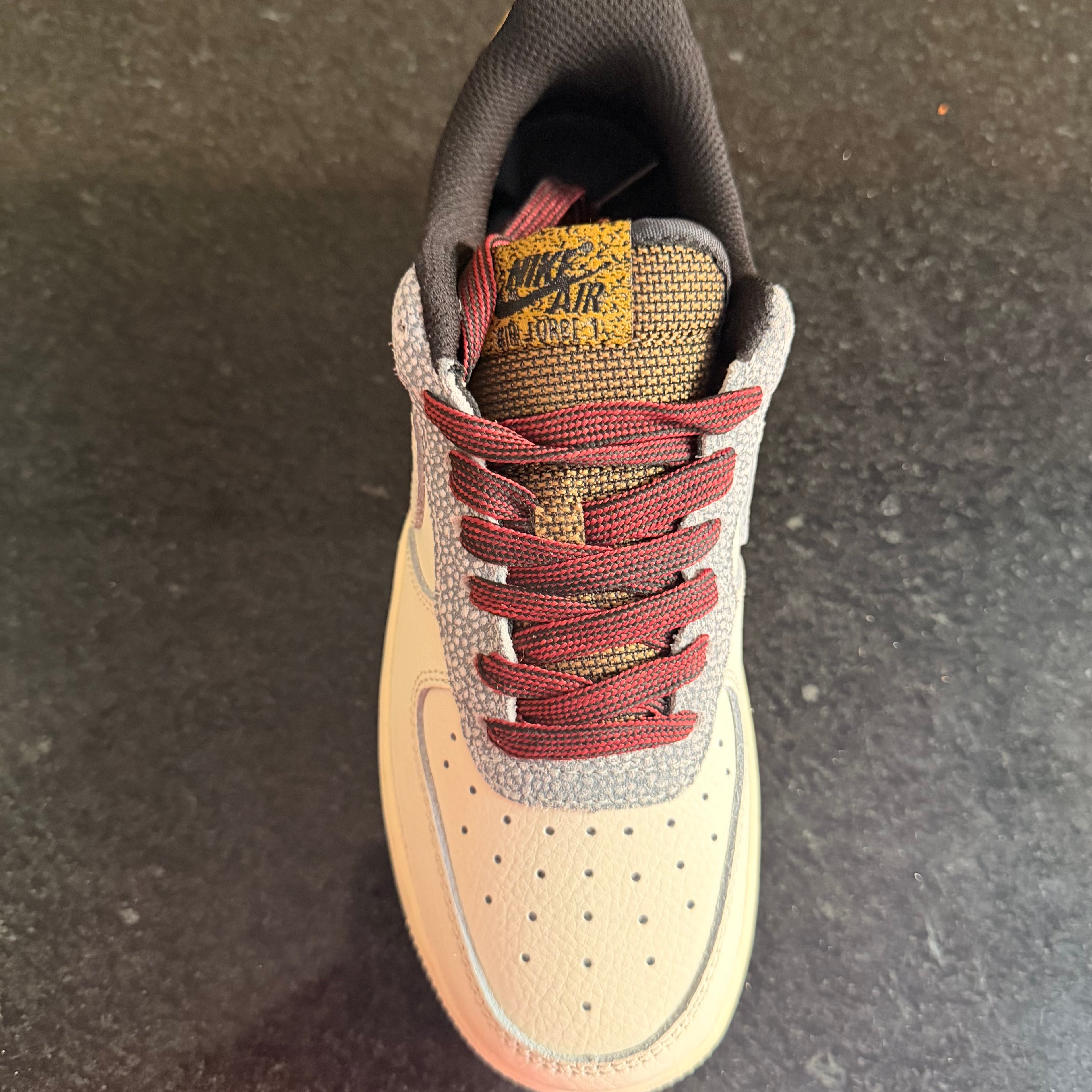 AF1 Fossil Beige