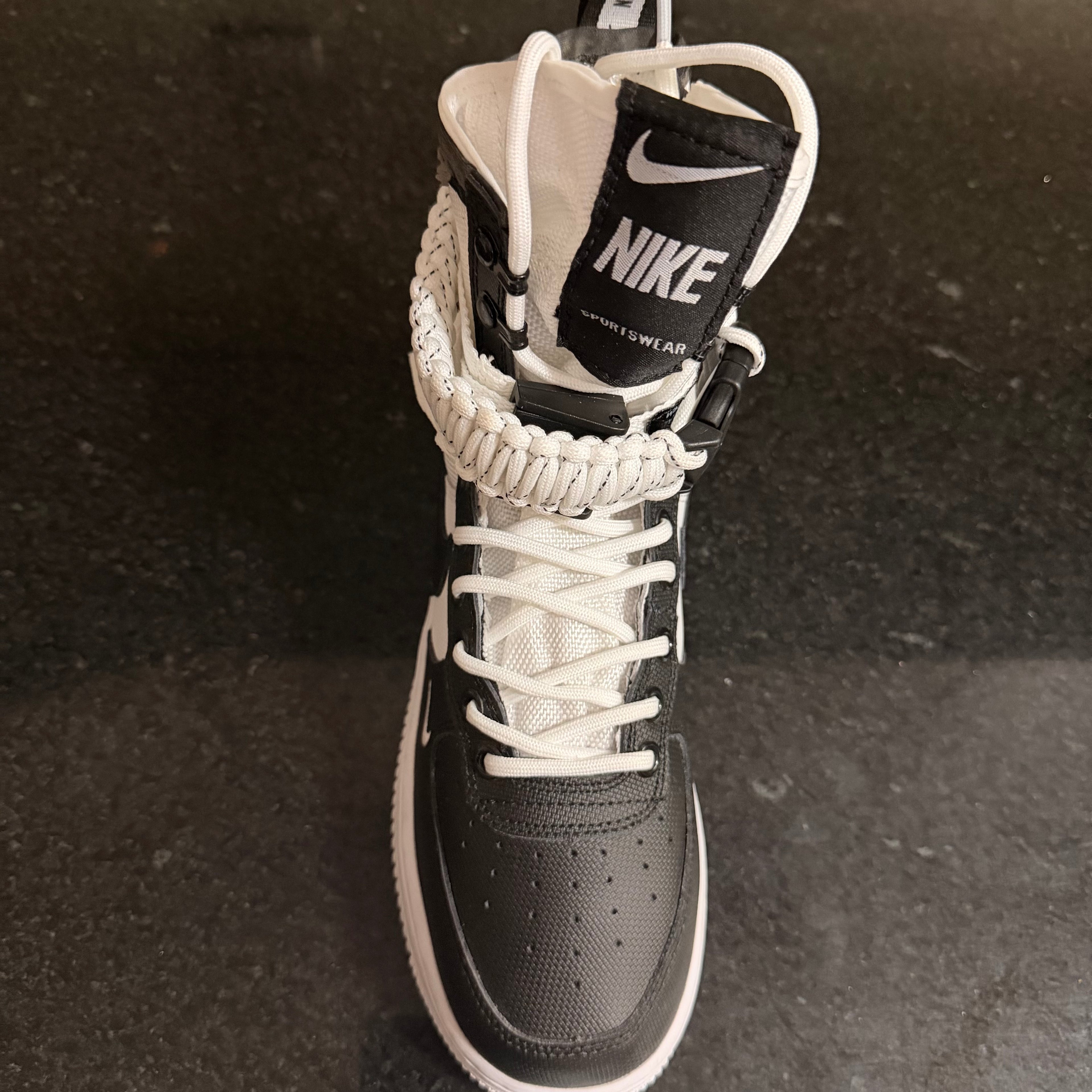 AF1 High Sf White & Black