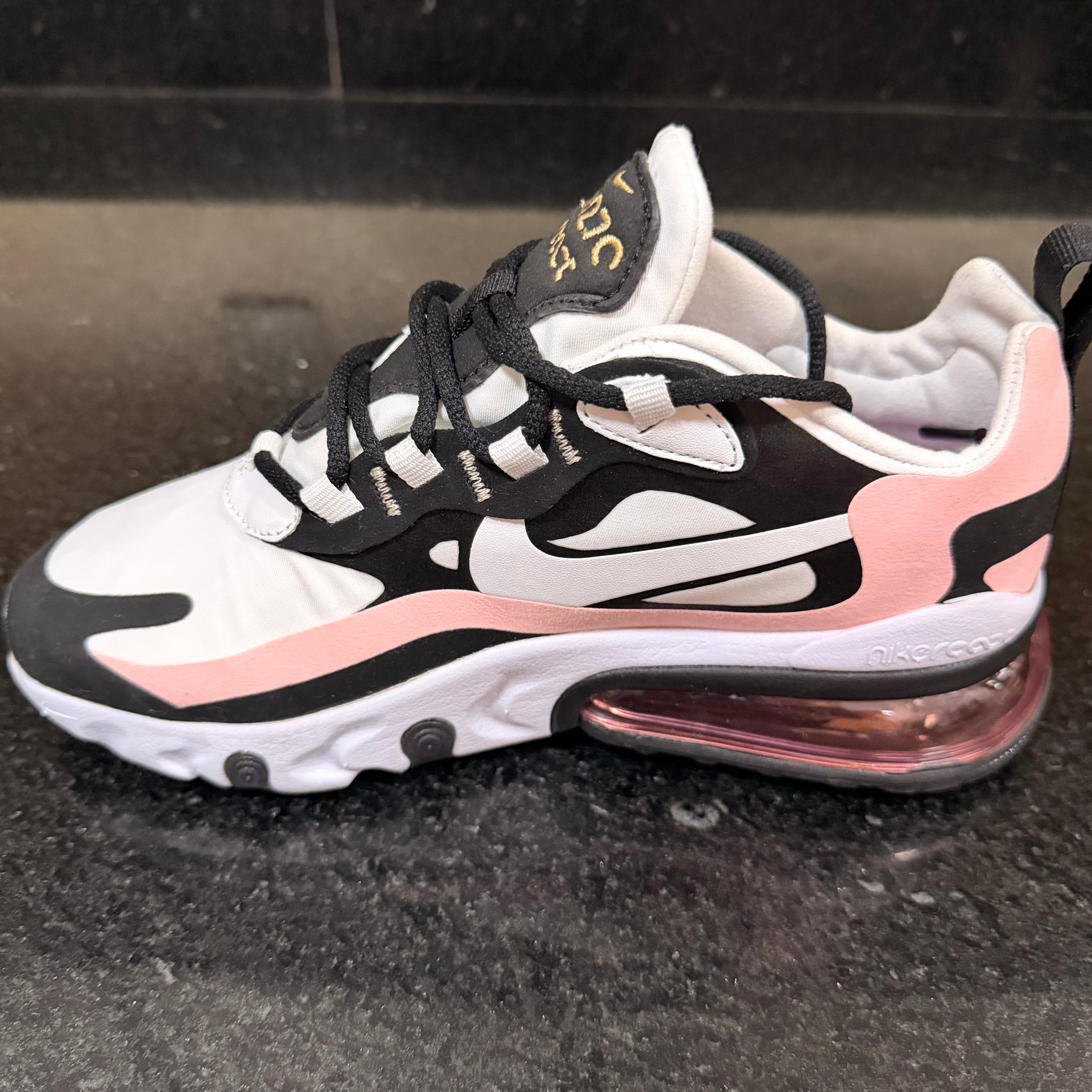 270 React Pink