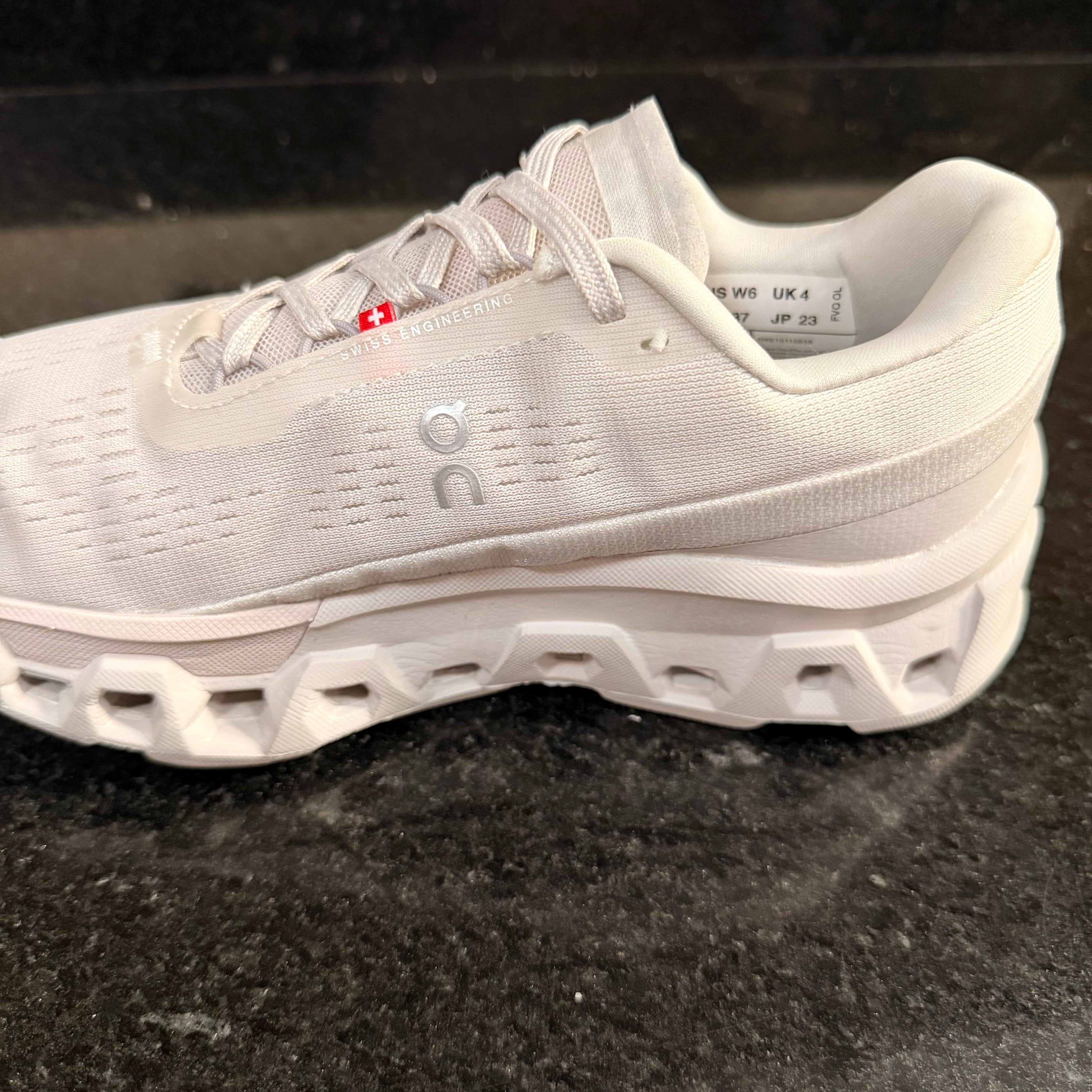 OnCloud Monster All White