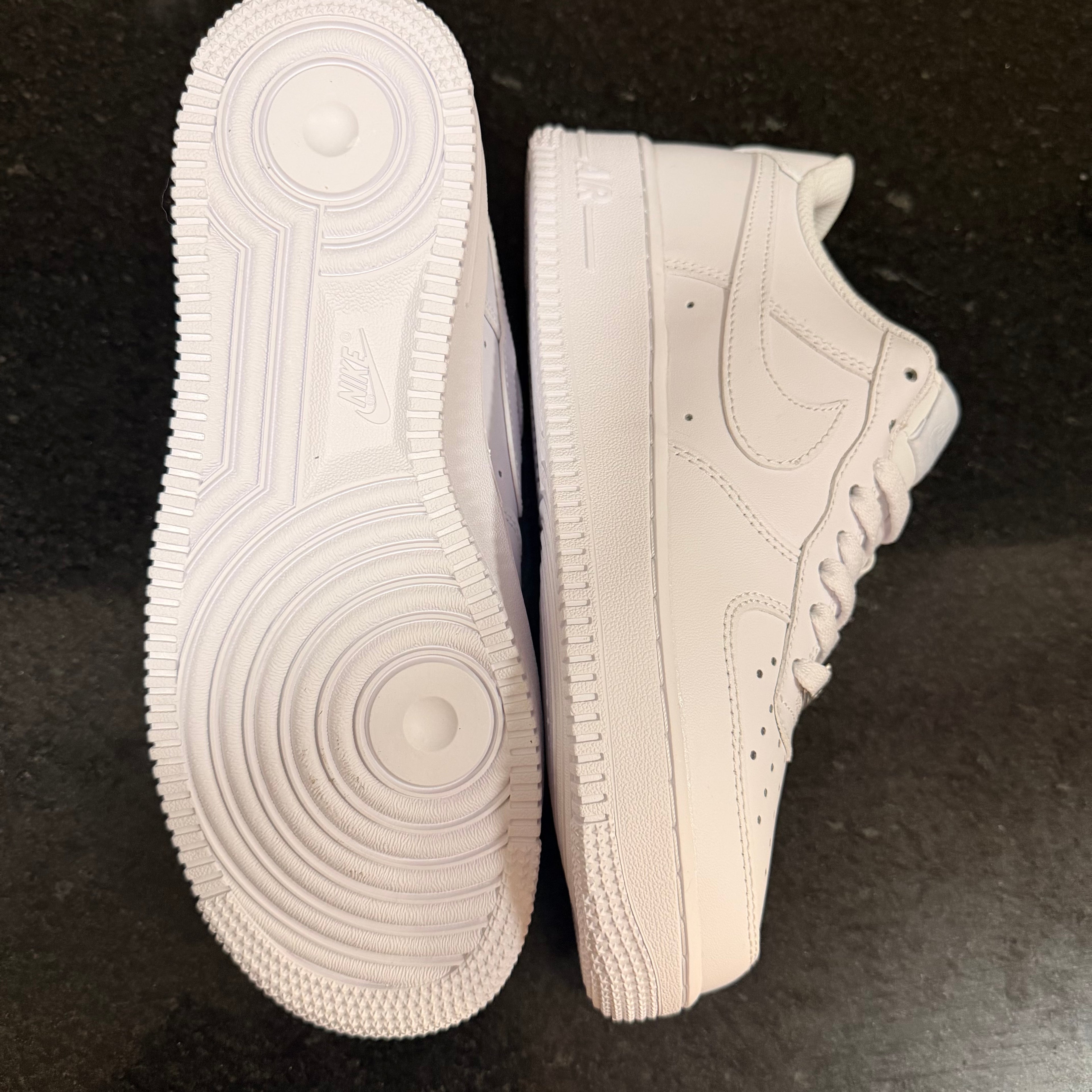 AF1 Low White