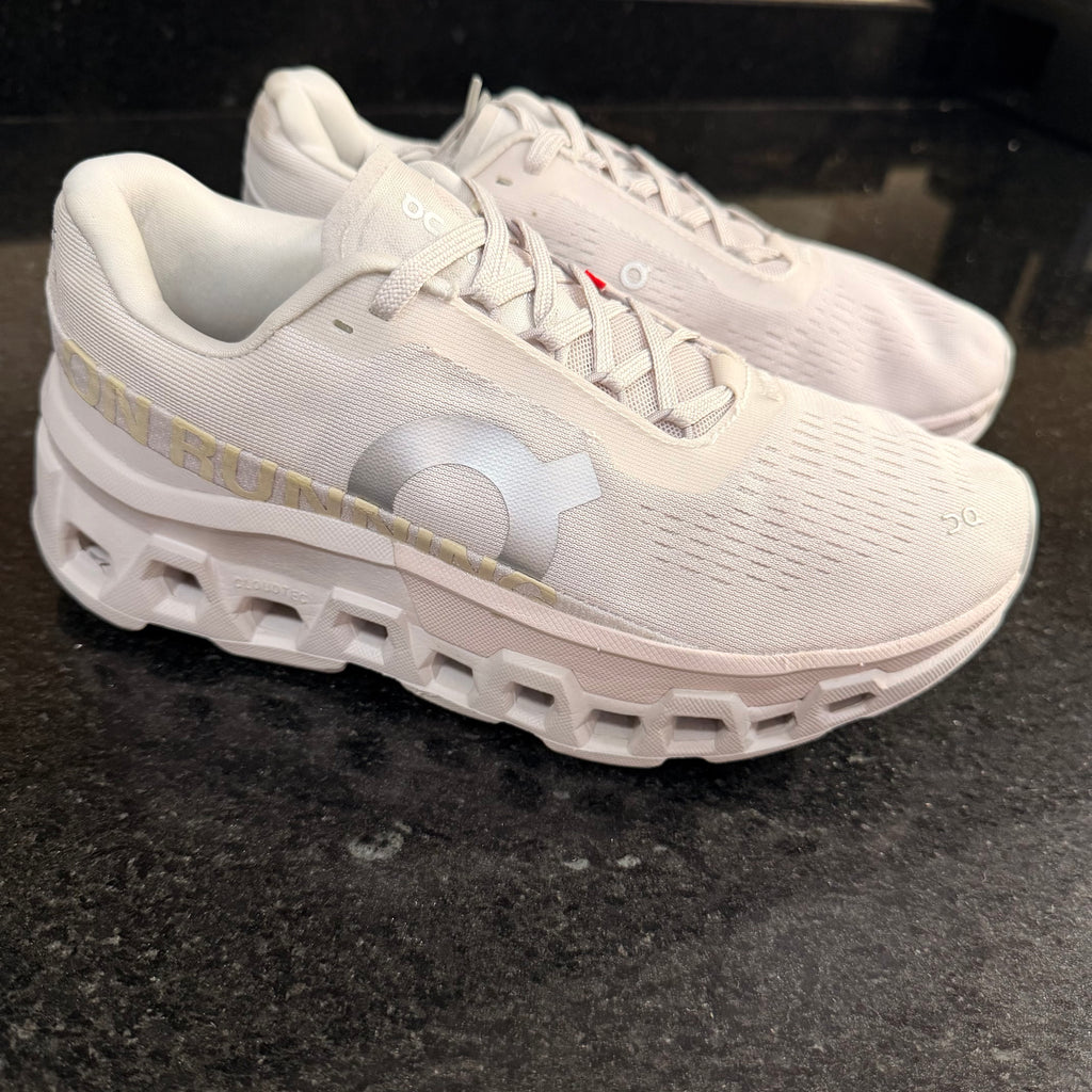 OnCloud Monster All White
