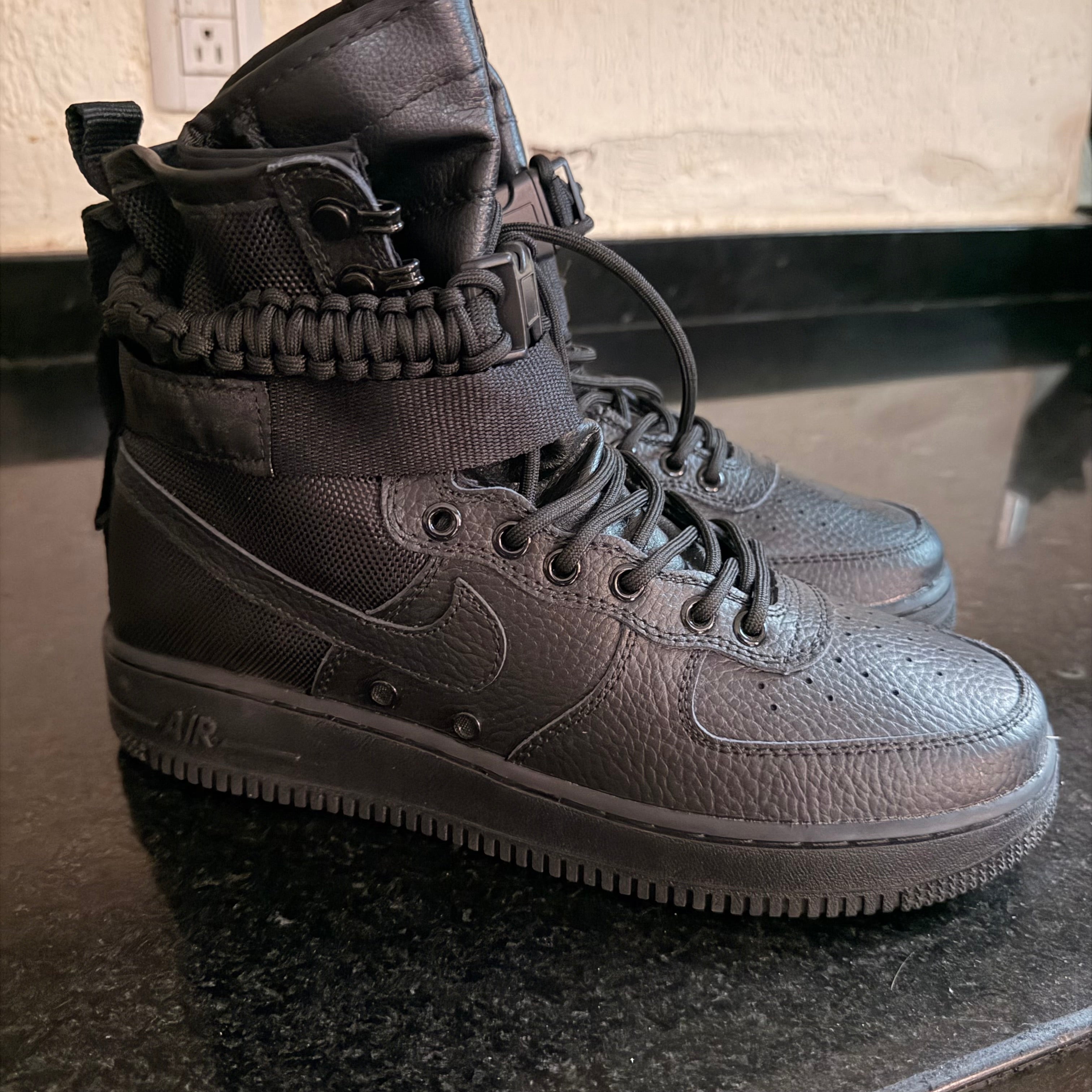 AF1 High Sf Black