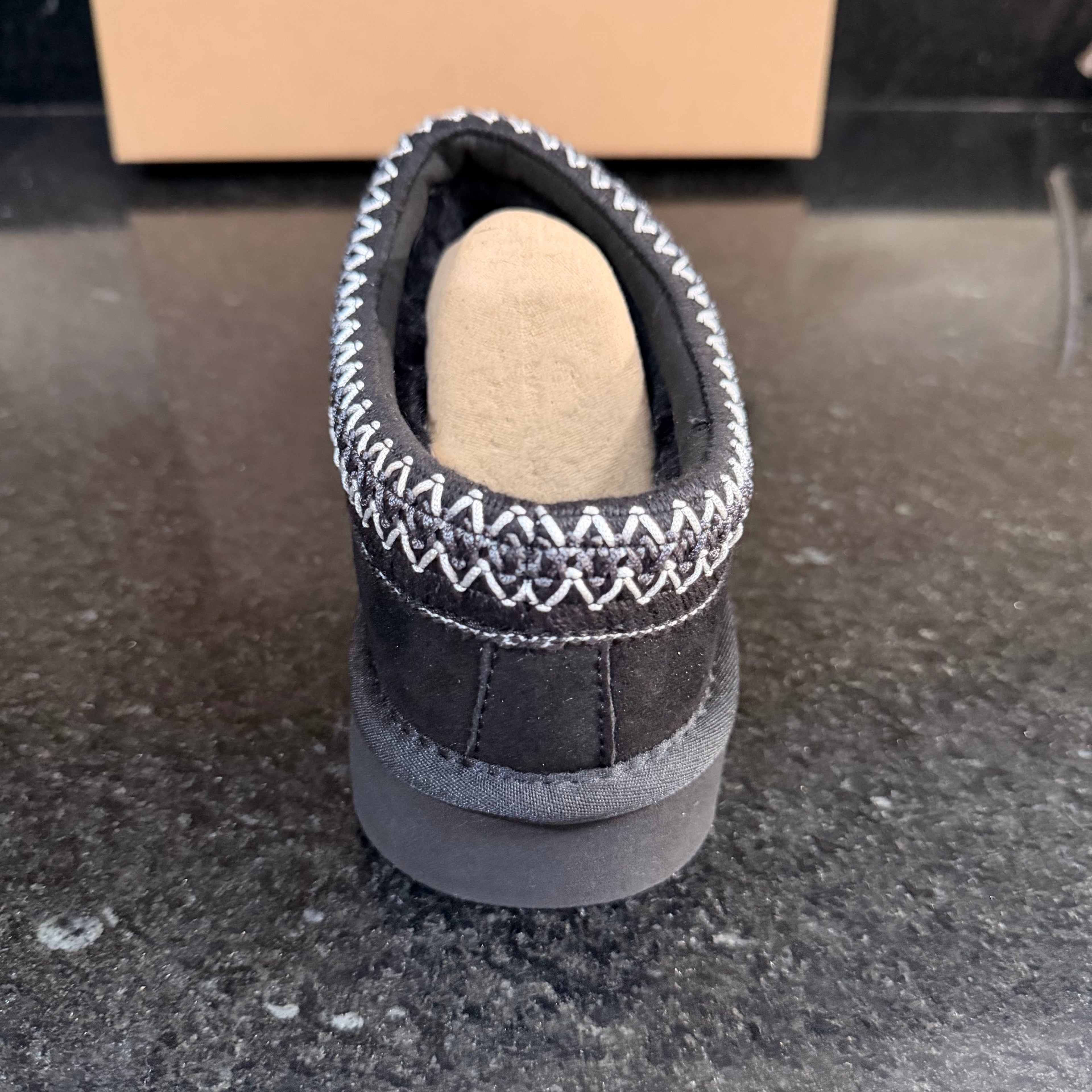 UGG Tasman Black